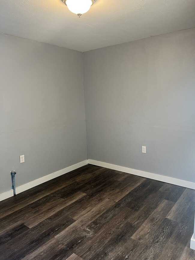 Building Photo - 16665 County Rd 3460