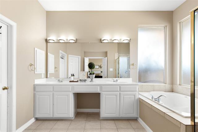 Building Photo - 750 Bradford St