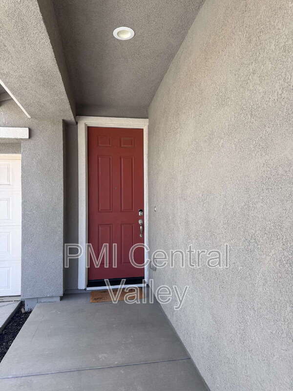 Building Photo - 349 Terra Mia Ave