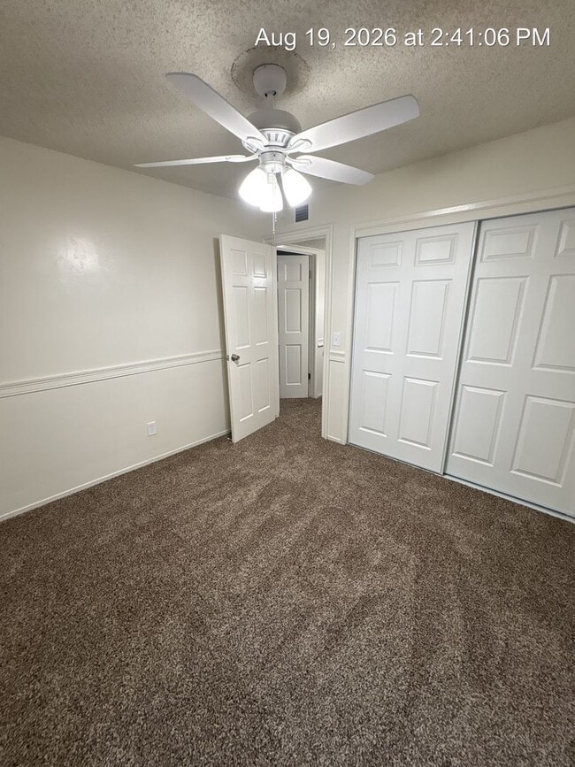 Building Photo - 804 Monarch Cir