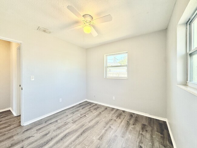 Building Photo - 5396 68th Way N