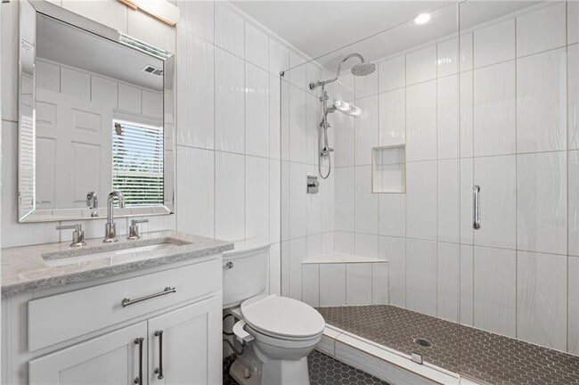 Building Photo - 100 Cabots Cove Ct