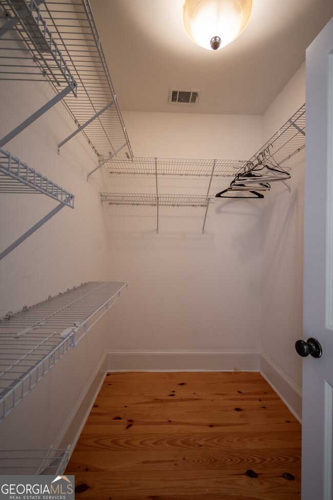 Building Photo - 83 Charter Oak Dr