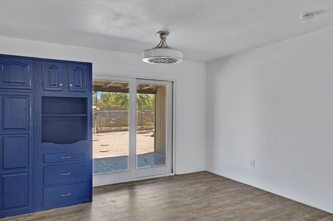 Building Photo - 5 Bedroom House Located in Tempe!