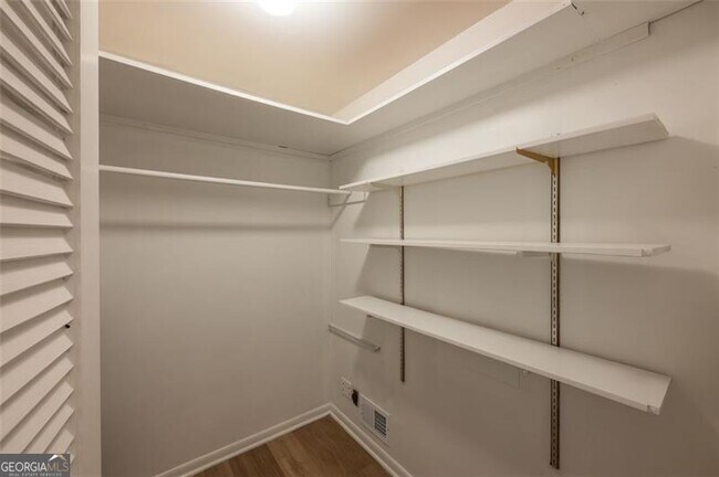 Building Photo - 4044 Forrestal Dr