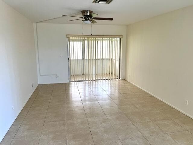Building Photo - 2907 Ashley Dr W