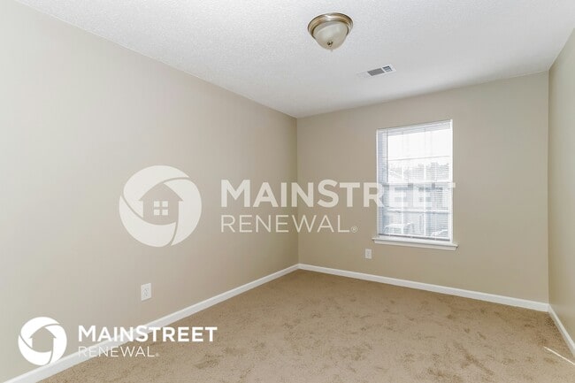 Building Photo - 5319 Creekview Way