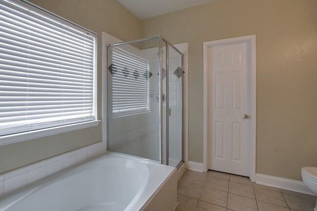 Building Photo - 11808 Pinyon Pine Dr