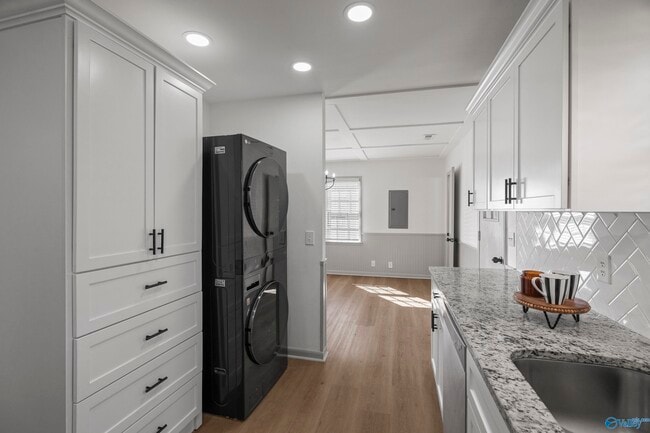 Building Photo - 1613 Armstrong St NW