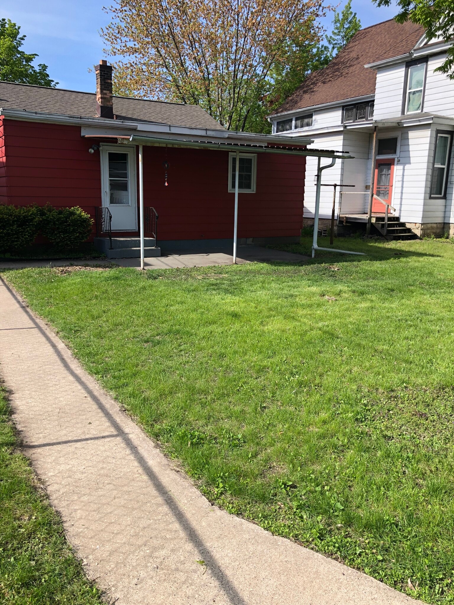 Building Photo - 1007 Cameron Ave
