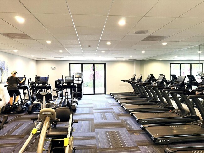 Building Photo - 14307 Bedford Dr