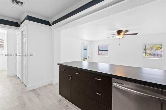 Building Photo - 1708 NW 58th Ave