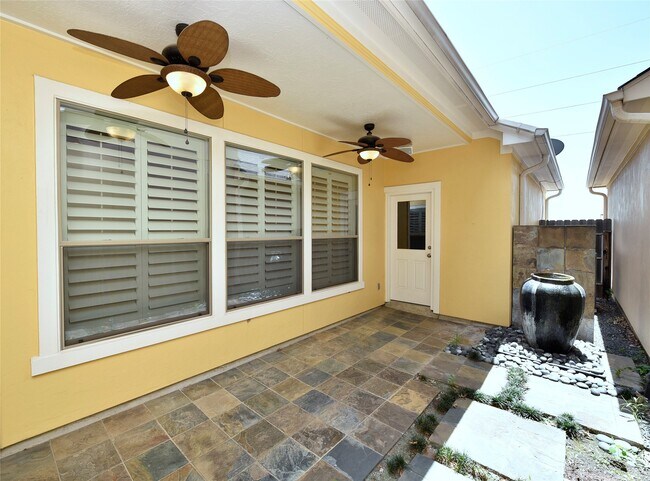 Building Photo - 14435 Mayport Ln