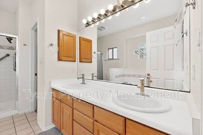 Building Photo - 10139 Arroyo Crest Dr NW