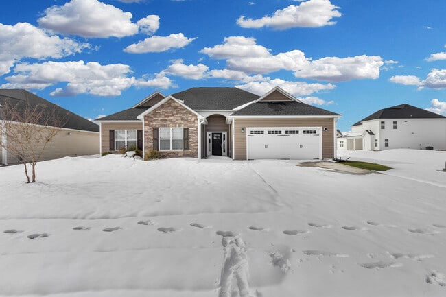 Building Photo - 1000 Abby Leigh Ave