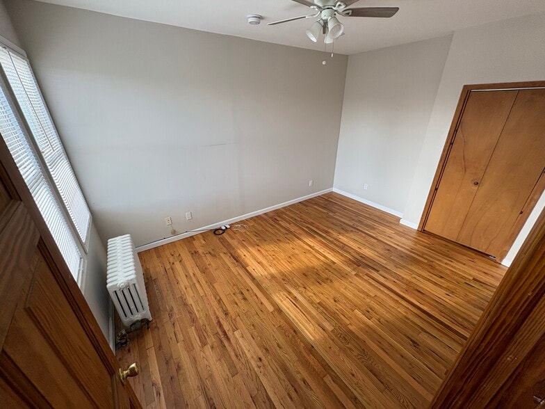 Building Photo - 70 Carleton Ave