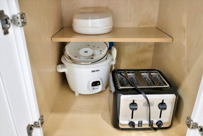 Building Photo - 7724 Simon Ridge Ct