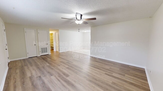 Building Photo - 104 Dolphin Blvd E