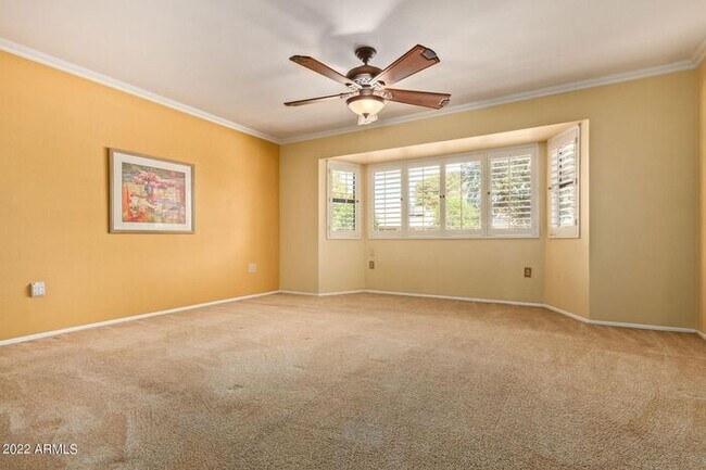 Building Photo - Your Oasis Awaits!