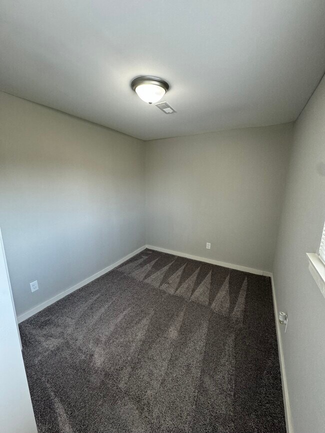 Building Photo - 1956 S 8th St