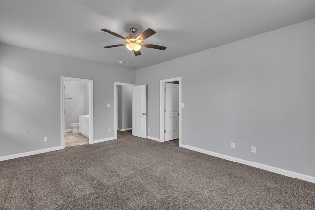 Building Photo - Modern 2-Story Townhome with Garage