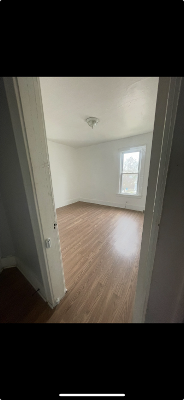 Building Photo - 424 N 4th St