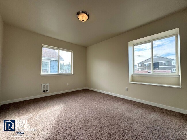 Building Photo - Al-Murayri - 4523 (Cascade Group)