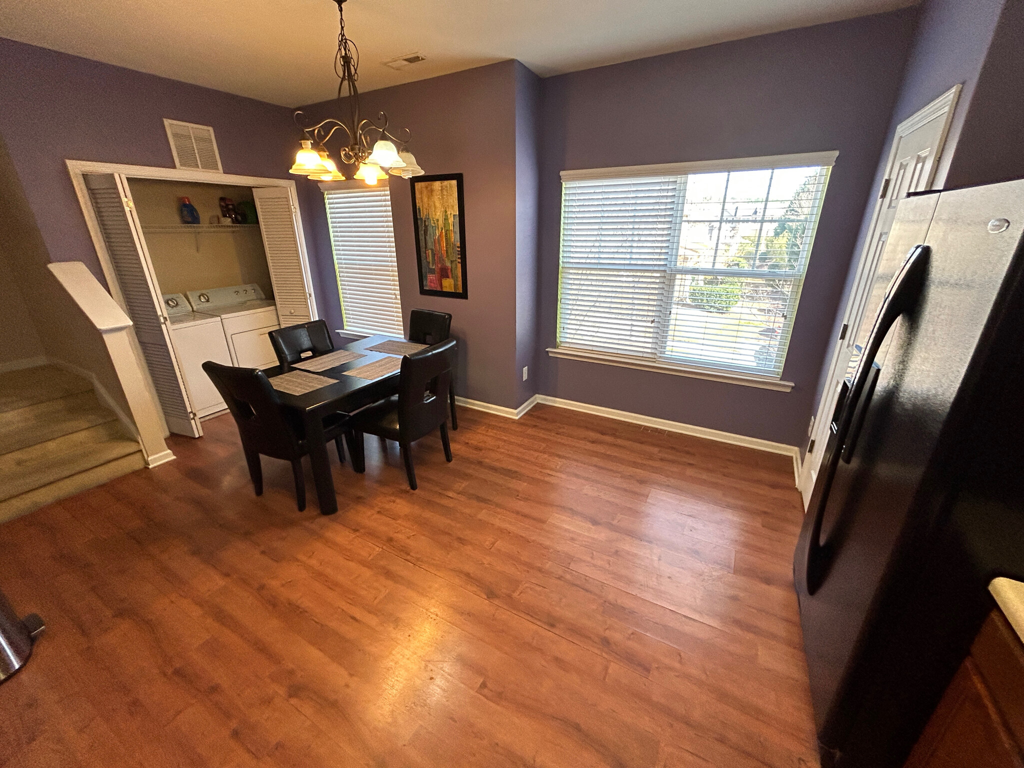 Building Photo - Room in Townhome on Linden Park Ln