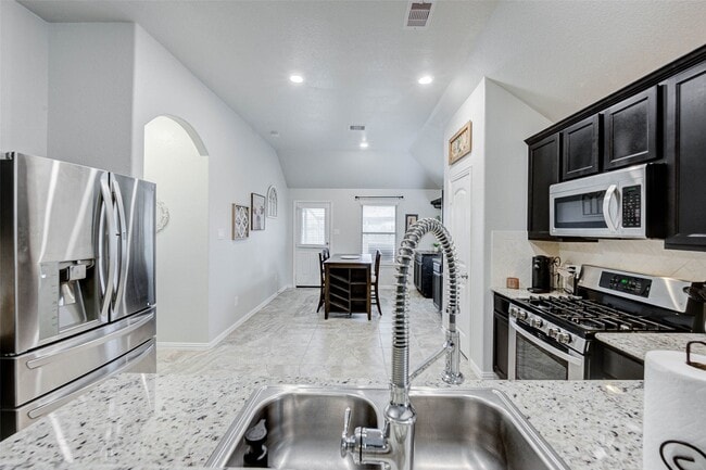 Building Photo - 16715 Peralta Bay Cir