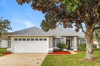 Building Photo - 909 Mackinaw Trail