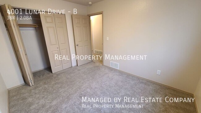 Building Photo - 4001 Lunar Dr