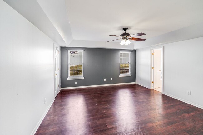 Building Photo - Your Haven Awaits in Havenbrook – Modern 4...