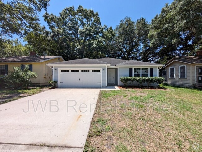 Building Photo - 4054 Gilmore St