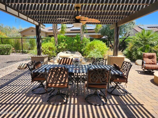 Building Photo - 12864 W Hedge Hog Pl