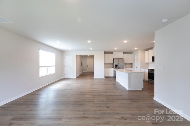 Building Photo - 10350 Chatham Run Ln