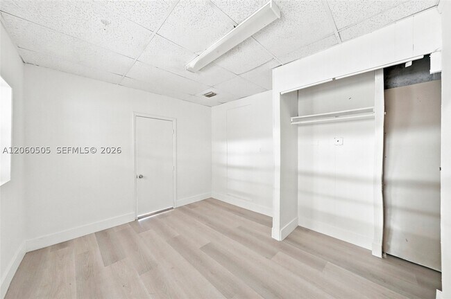 Building Photo - 596 NW 109th St