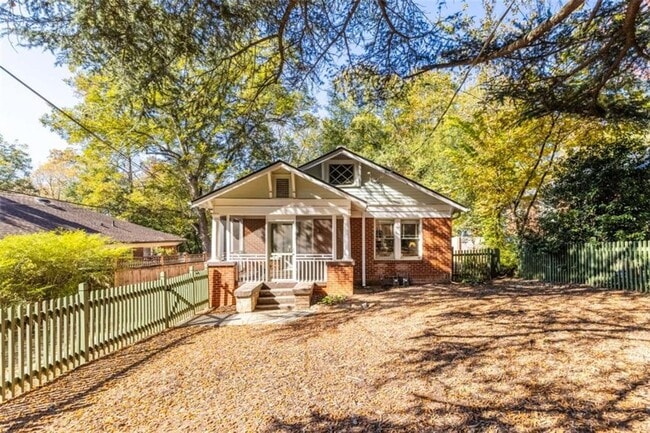 Building Photo - 987 Alloway Pl SE