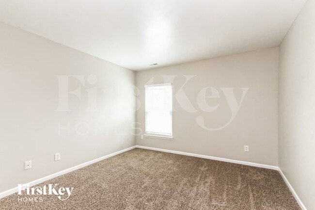 Building Photo - 1795 Valleywood Dr