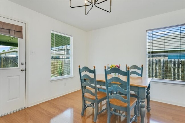 Building Photo - 201 Woodley Rd