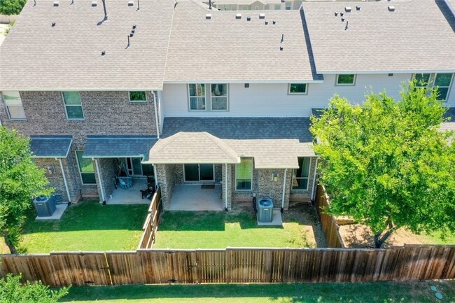 Building Photo - 17769 Shumard Oak Dr