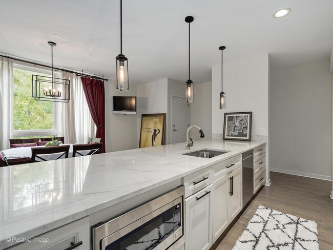 Building Photo - 24 N May St