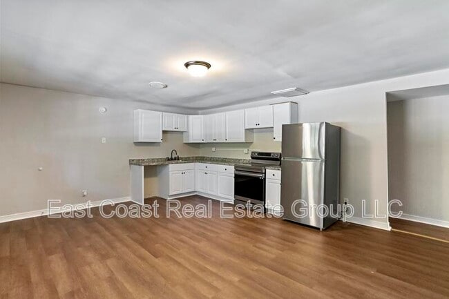 Building Photo - 13628 Pennsylvania Ave