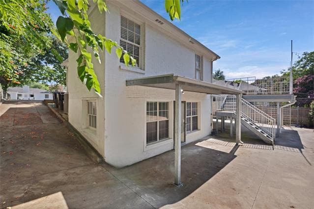 Building Photo - 3414 Westcliff Rd S