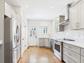 Building Photo - 3011 Hanes Ave