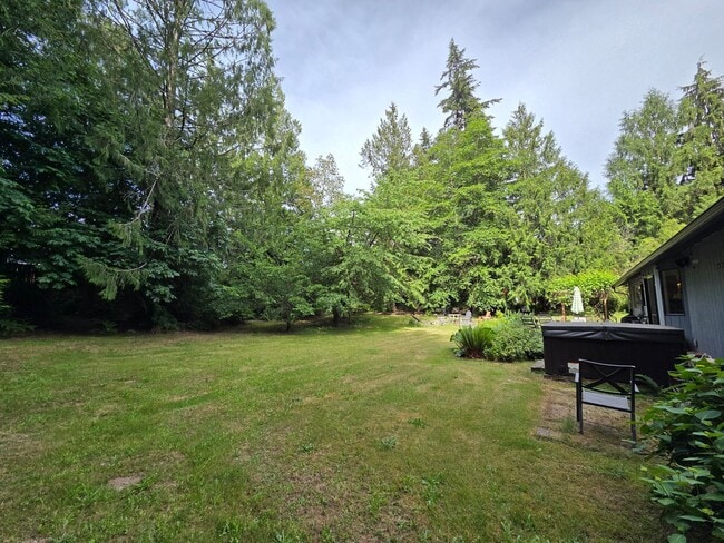 Building Photo - Tucked Away in Gig Harbor - 3 Bedroom + Bonus & Huge Yard. Available Now!