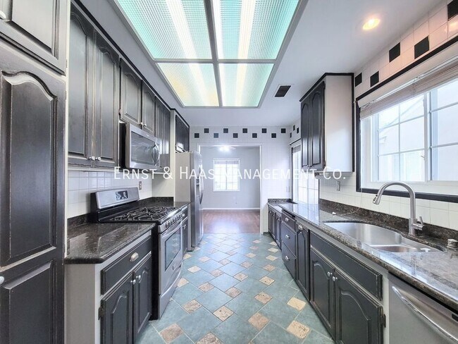 Building Photo - 6916 E. Peabody-