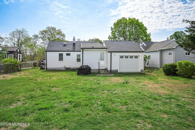 Building Photo - 57 Villa Pl