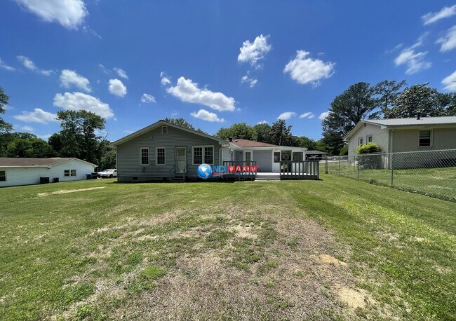 Building Photo - Spacious 4-bedroom ranch in MOUNTAIN VIEW cluster in Lawrenceville