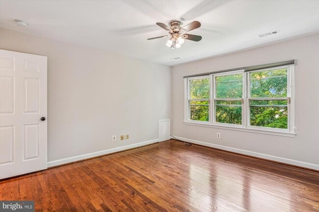 Building Photo - 7804 Lonesome Pine Ln