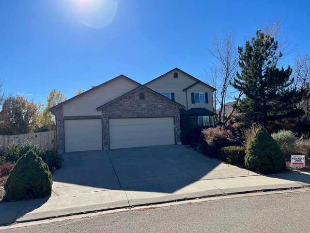 Building Photo - 1563 Cedarwood Dr